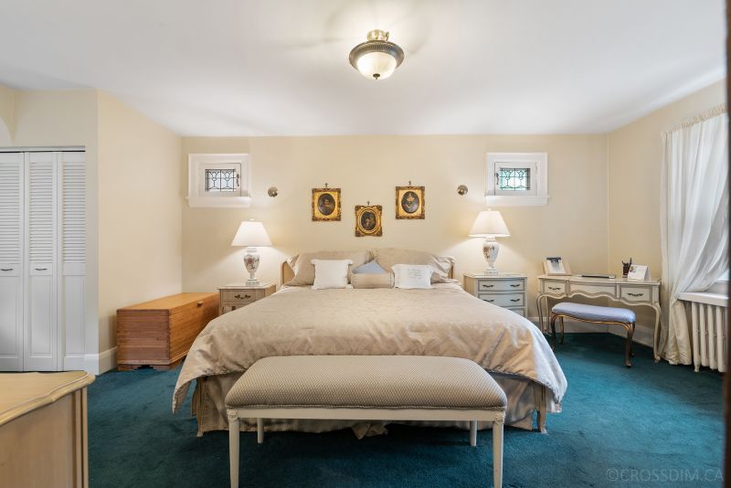 31 Hillhurst Blvd, Toronto, ON