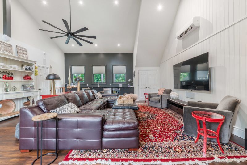 347 East Hart Crescent, Burlington, ON, Canada, Burlington, ON