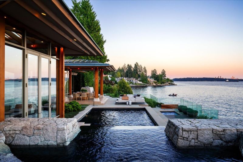 West Bay, West Vancouver, BC