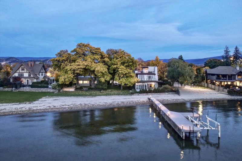 2094 Abbott Street, Kelowna, BC