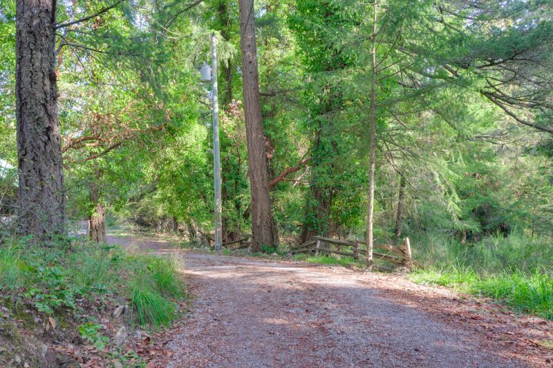 5161 Old West Saanich Rd, Victoria, BC