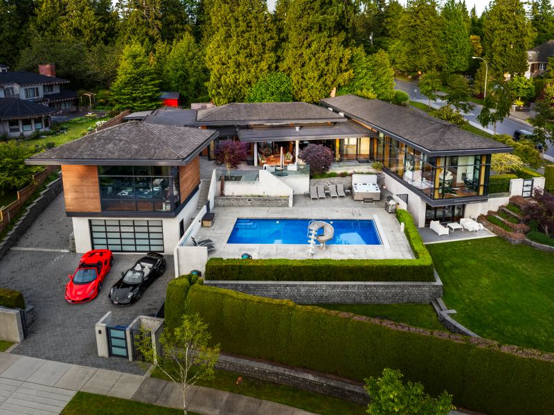 13677 32 Avenue, South Surrey, Surrey, BC, Canada, Surrey, BC