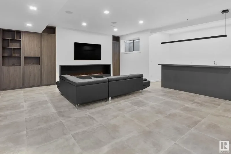 17 Windermere Dr SW, Edmonton, AB, Canada, Edmonton, AB