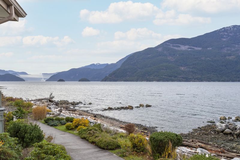 7 Beach Drive, Furry Creek, BC, Canada, Furry Creek, BC