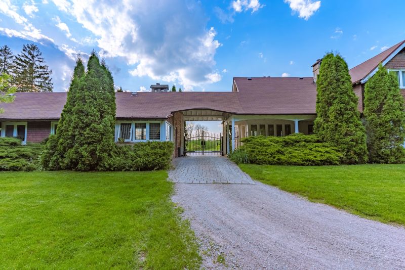 2615 Ridge Road West, Shanty Bay, ON, Canada, Shanty Bay, ON