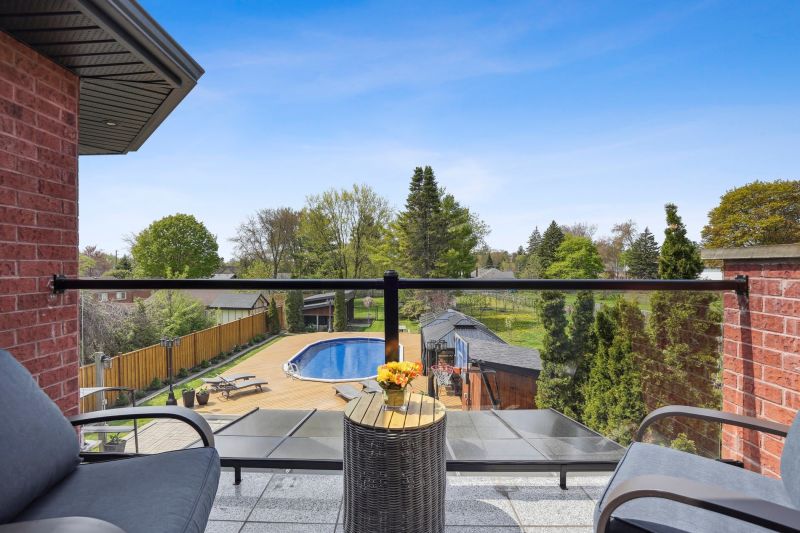 1414 Cawthra Road, Mississauga, ON