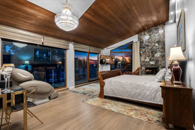 5797 Marine Drive, West Vancouver, BC