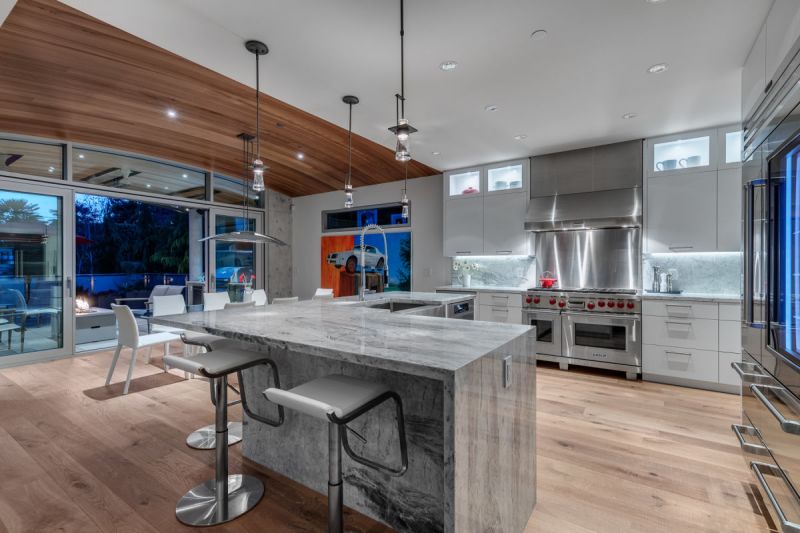 2893 Bellevue Avenue, West Vancouver, BC