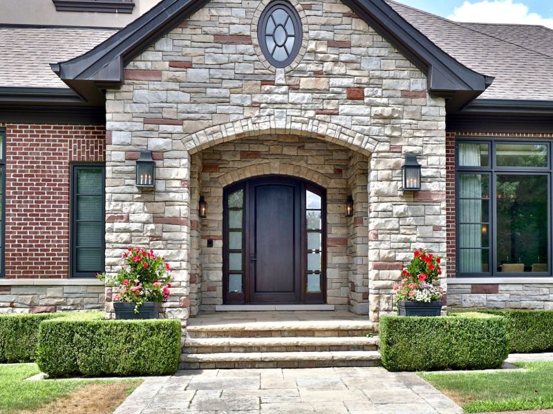 8 Sugarbush Lane, Uxbridge, ON