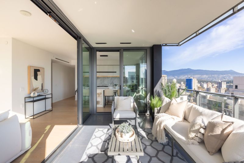 1171 Jervis Street #1201, Vancouver, BC