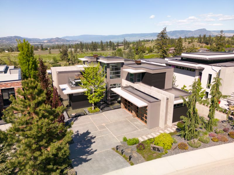 1076 Westpoint Drive, Kelowna, BC