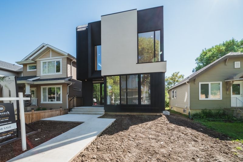 10219 147 St NW, Edmonton, AB