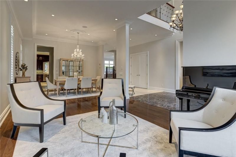 219 Kirkwood Drive, Dundas, ON
