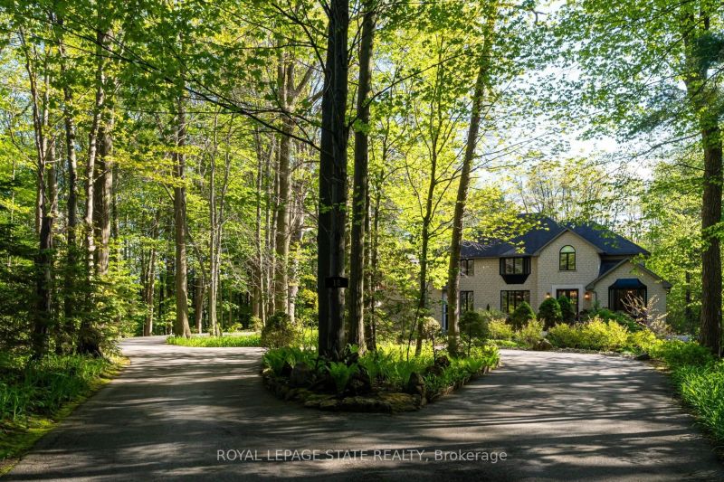 18 Elder Crescent, Hamilton, ON