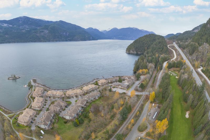 7 Beach Drive, Furry Creek, BC, Canada, Furry Creek, BC
