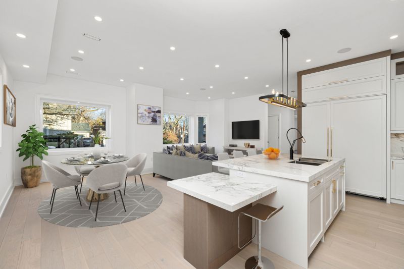 1352 Mount Pleasant Road, Toronto, ON, Canada, Toronto, ON