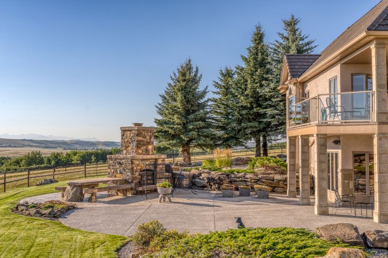 43062 Township Road 250, Calgary, AB