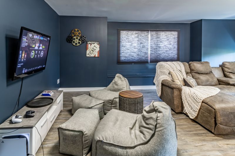 1671 Lindsay Drive, Kelowna, BC