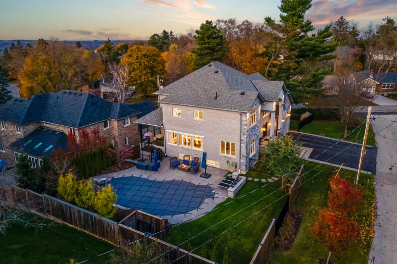 175 Oakhill Place, Ancaster, ON