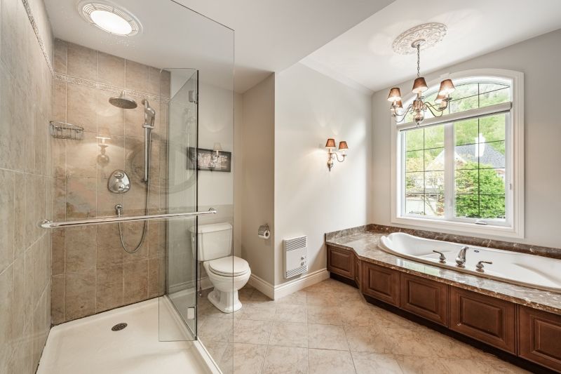 533 Rue des Falaises, Mont-Saint-Hilaire, QC