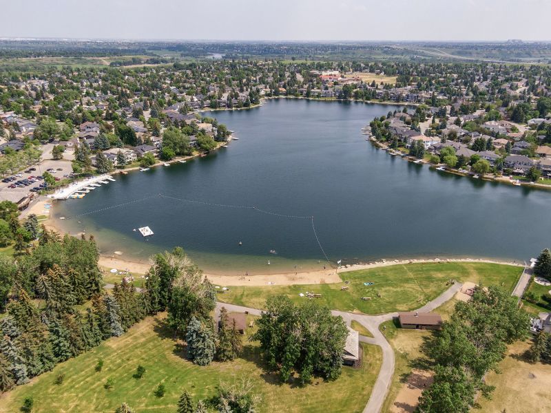 13 Sunset Cove Southeast, Calgary, AB