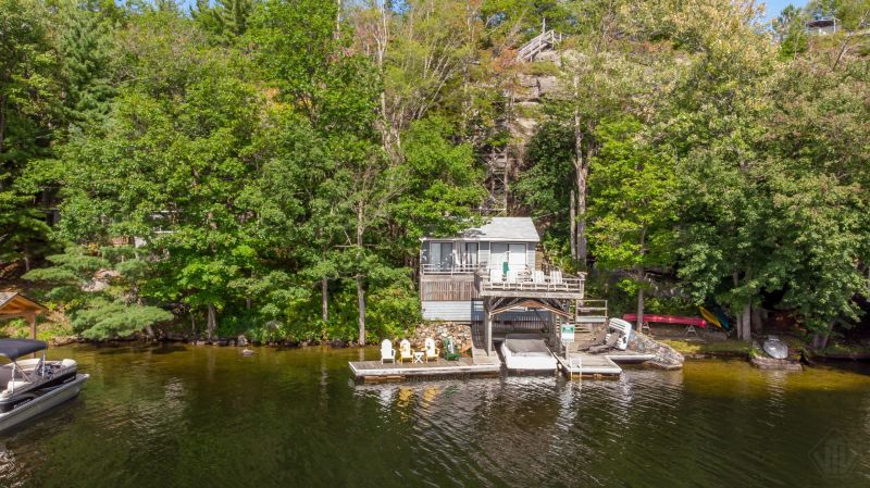 1059 Old Portage Road, Gravenhurst, ON