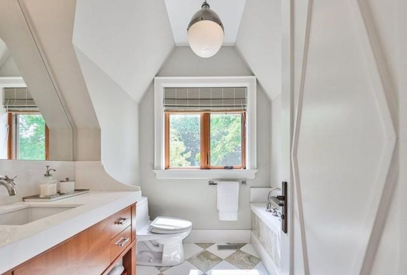 319 Balsam Drive, Oakville, ON, Canada, Oakville, ON