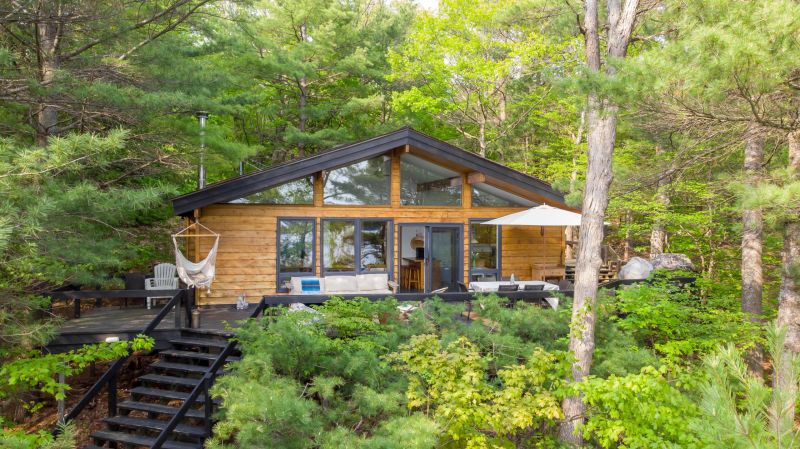 Browning Island, Bracebridge, ON