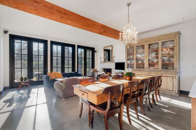 4297 Sunset Boulevard, North Vancouver, BC