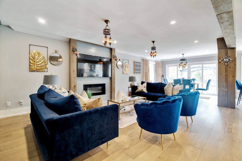 807 Indian Road, Mississauga, ON