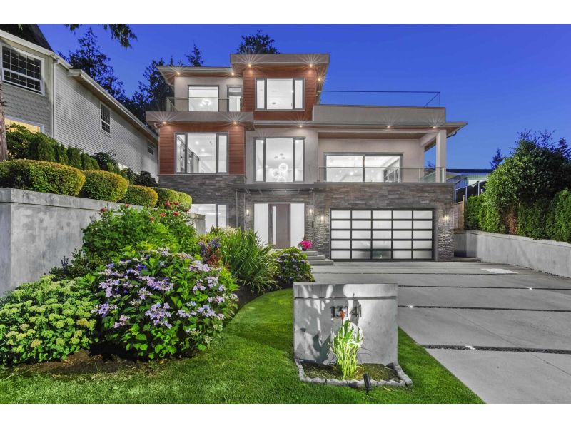 13141 Marine Drive, Surrey, BC