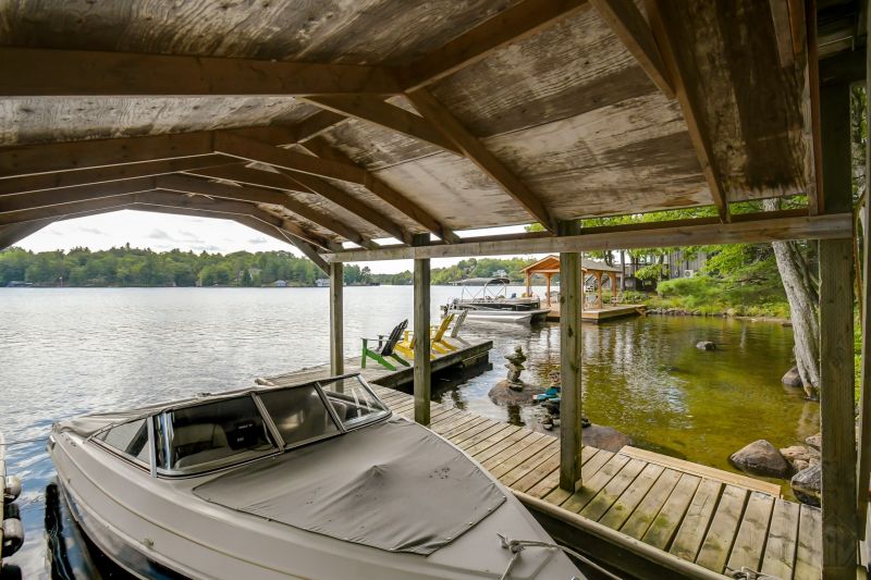 1059 Old Portage Road, Gravenhurst, ON