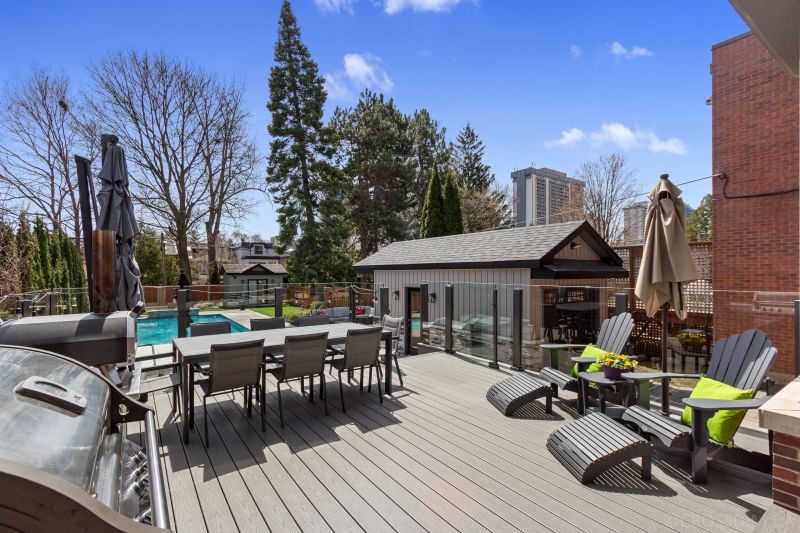 169 Sherwood Avenue, Toronto, ON