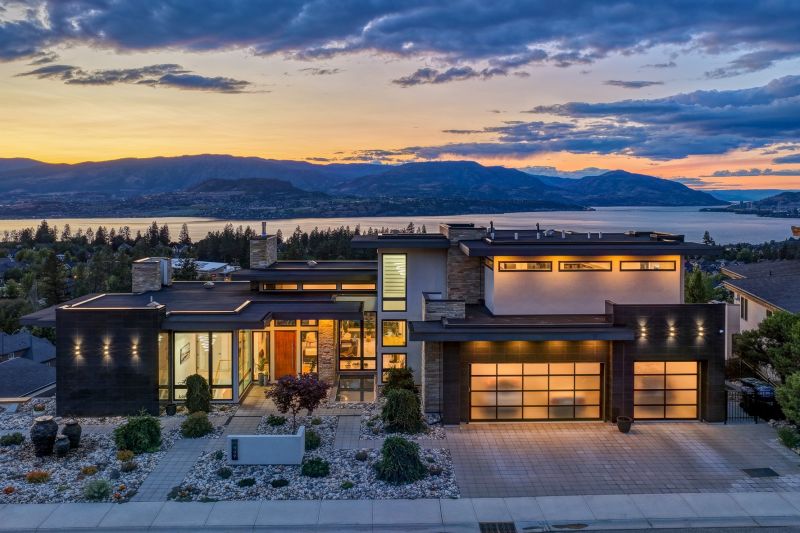 449 Swan Drive, Kelowna, BC