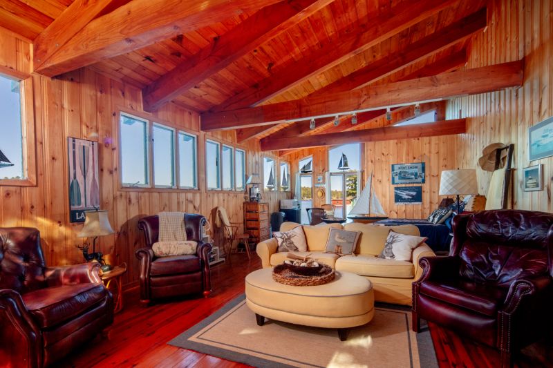 1014 Road 6000, Gravenhurst, ON