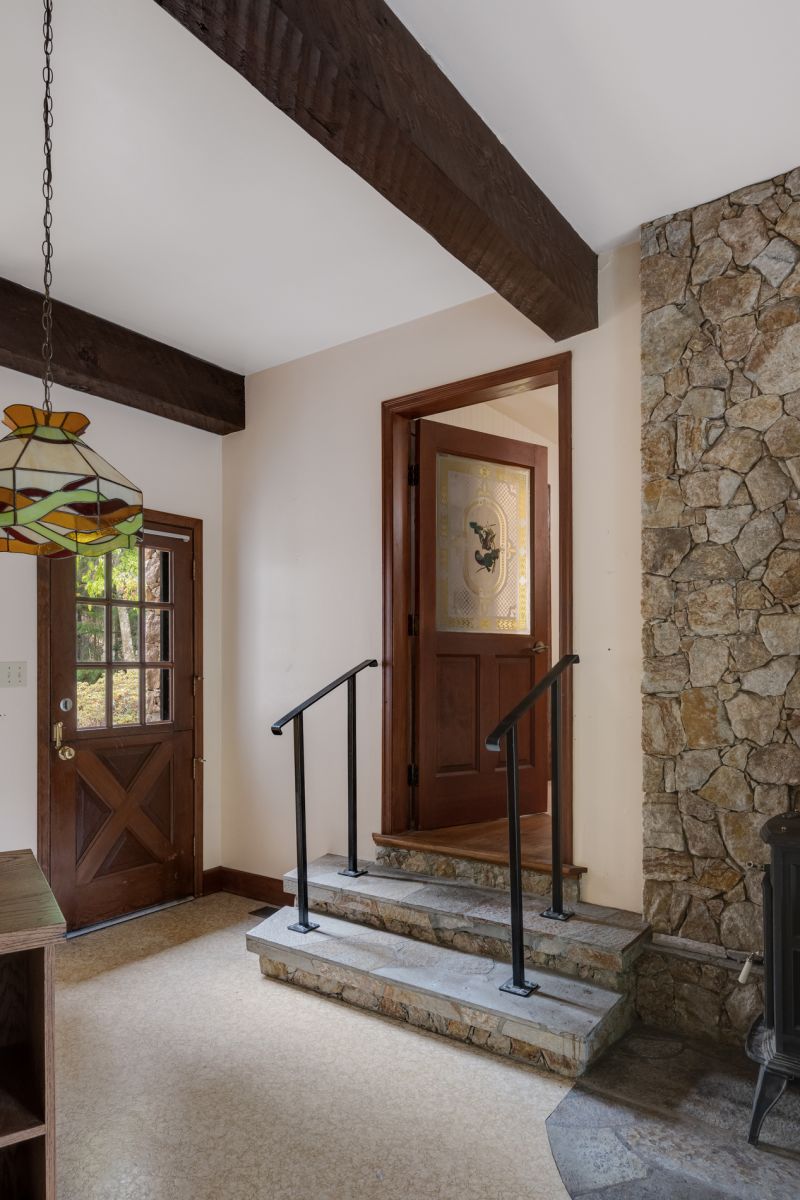 5161 Old West Saanich Rd, Victoria, BC