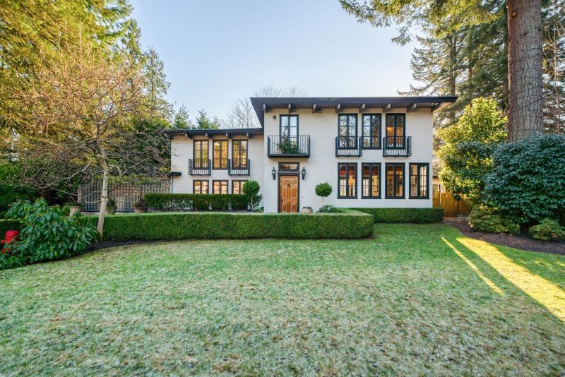 4297 Sunset Boulevard, North Vancouver, BC