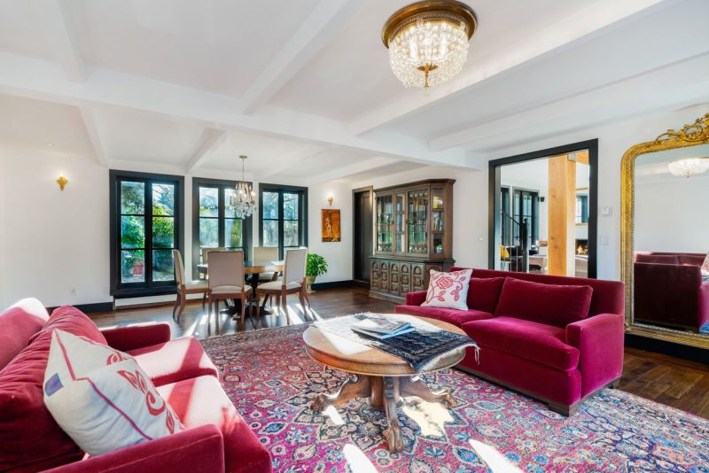 4297 Sunset Boulevard, North Vancouver, BC