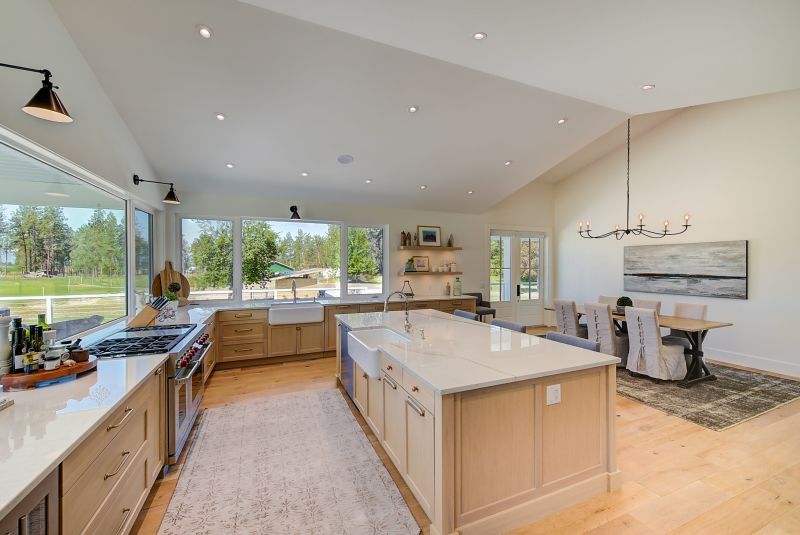4510 Stewart Road East, Kelowna, BC, Canada, Kelowna, BC
