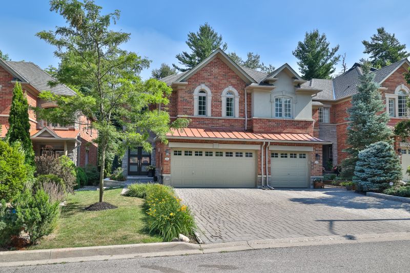 116 Westbury Court, Richmond Hill, ON