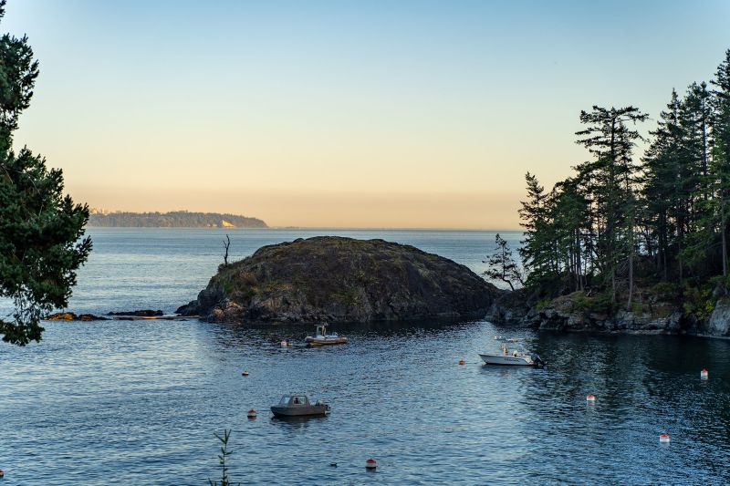 239 Shore Lane, Bowen Island, BC, Canada, Bowen Island, BC