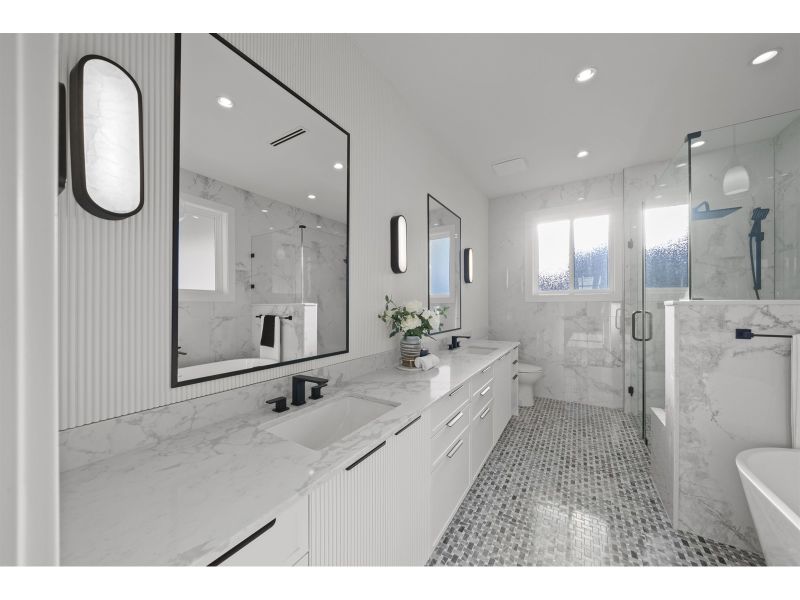 16038 9a Ave, Surrey, BC