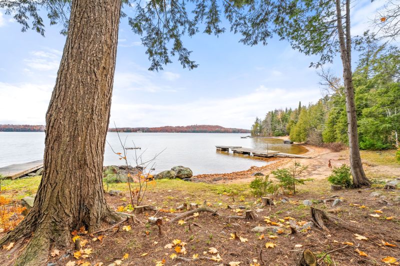 1009 Scotts Boathouse Road, Baysville, ON
