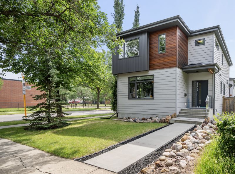 9803 74 Avenue Northwest, Edmonton, AB