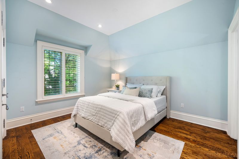 34 Dinnick Crescent, Toronto, ON