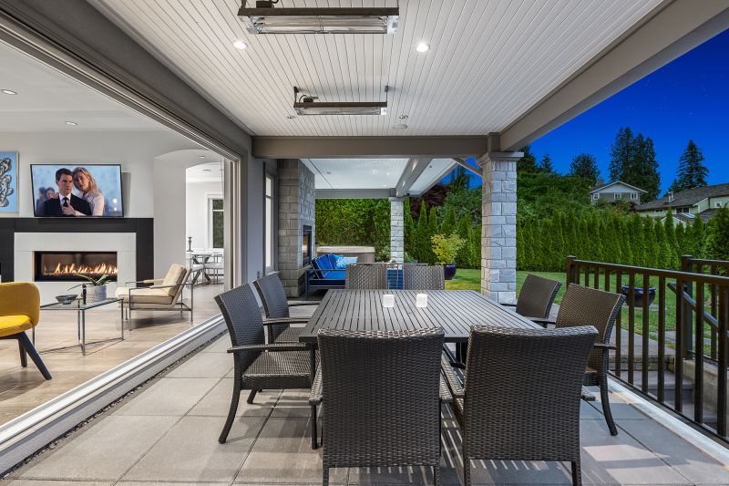 2130 Kings Avenue, West Vancouver, BC