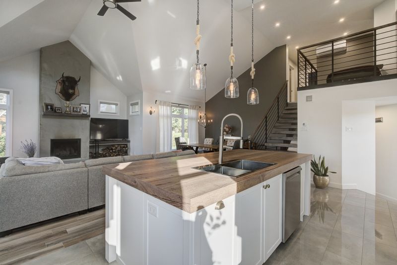 87 Rue Louis-Philippe-1er, Bromont, QC