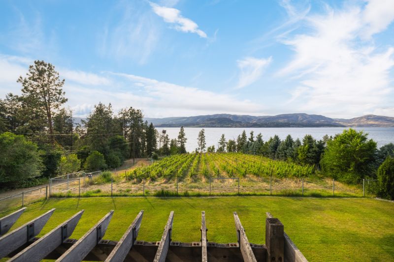 4840 Lakeshore Road, Kelowna, BC