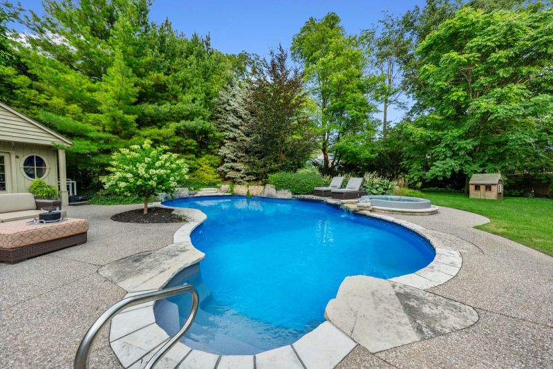 3064 St Clair Ave, Burlington, ON, Canada, Burlington, ON