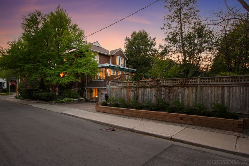 39 Acacia Road, Toronto, ON